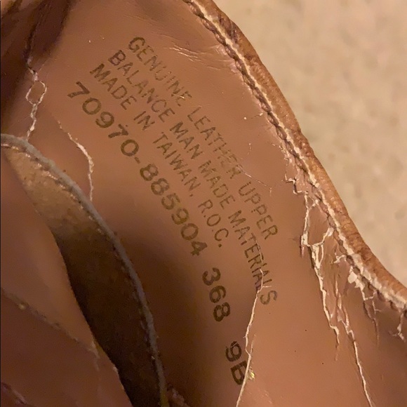 Leather heel boots - Picture 3 of 3